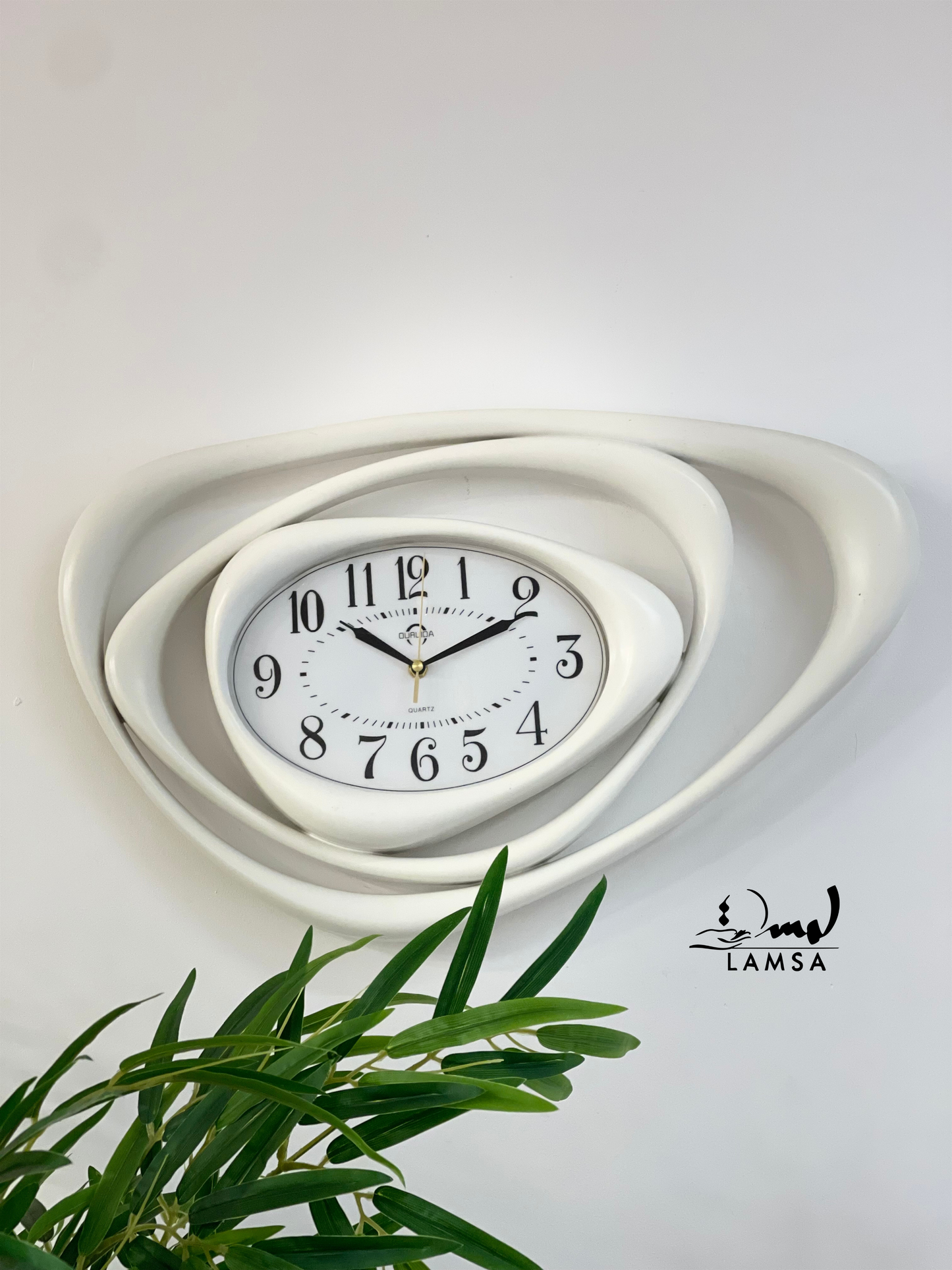 Horloge Murale blanc et marron foncé