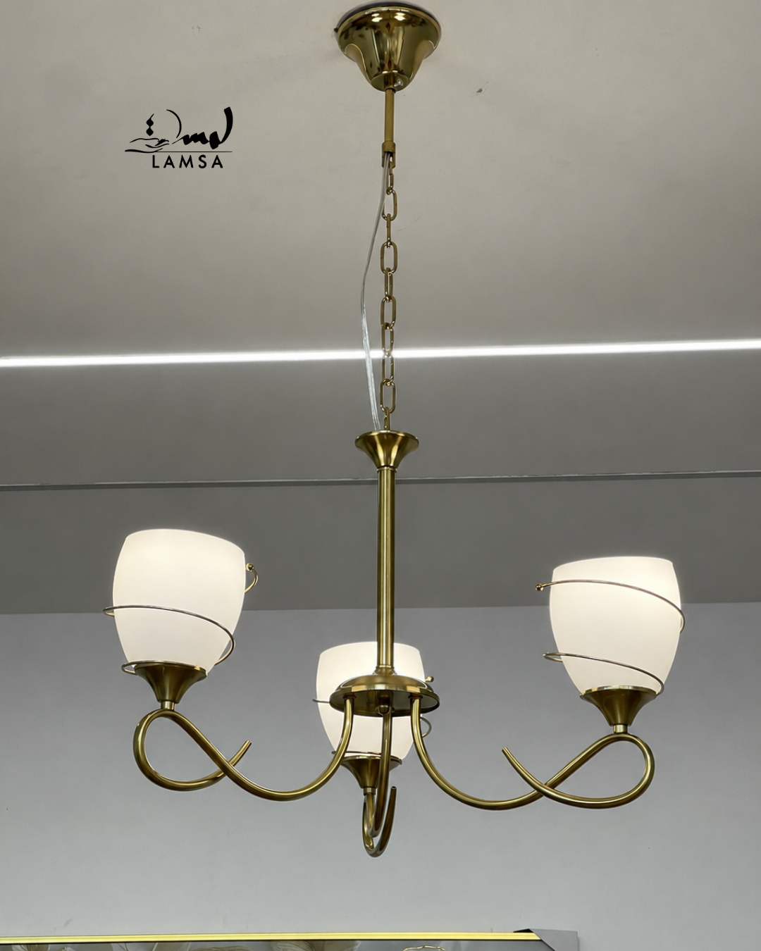 Lustre Chandelier Cristal "Doré" 3 et 5 abat-jour