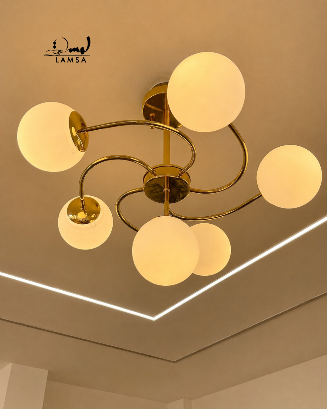 Lustre Chandelier "Doré"et "Noir" 6 abat-jour