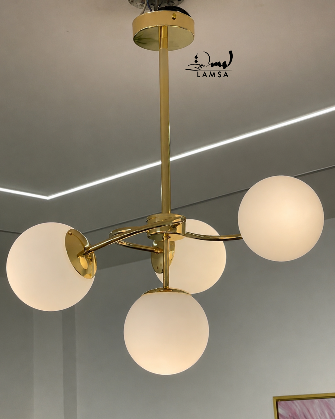 Lustre Chandelier "Doré"et "Noir" 4 abat-jour