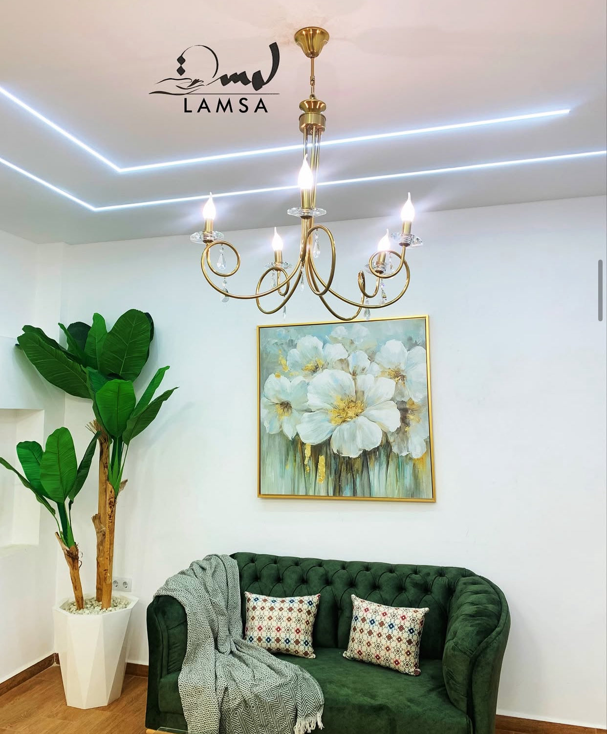 Charme intemporel en doré et cristal-5 ampoules