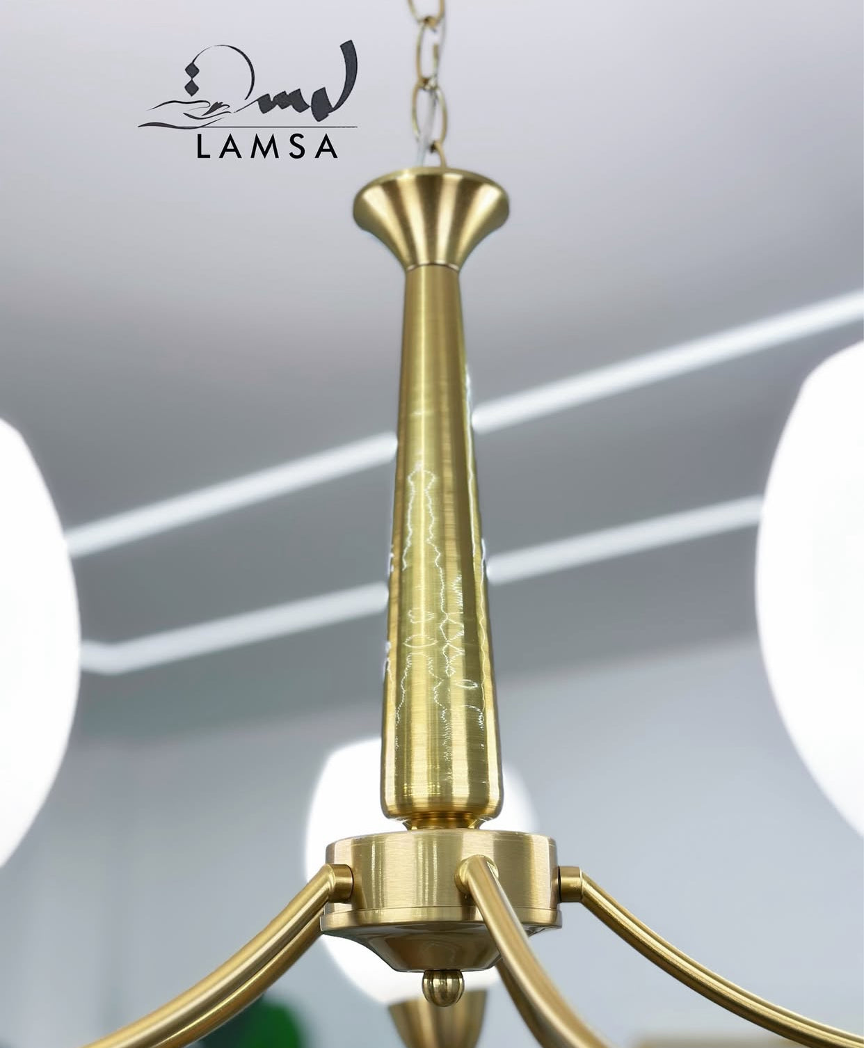 Lustre Chandelier "doré " 3 abat-jour